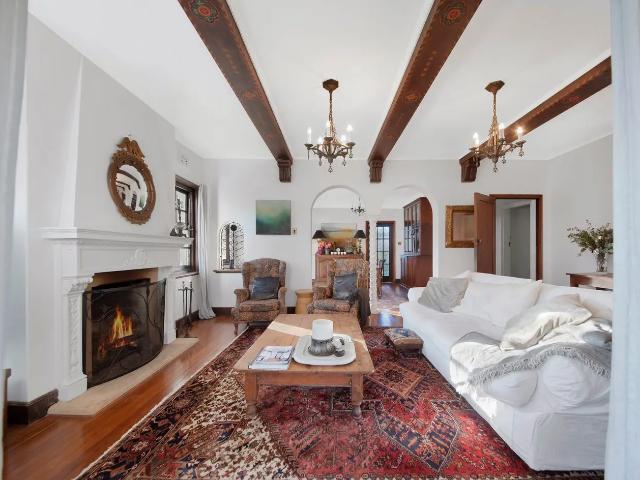 House for rent in Lower North Shore, Sydney