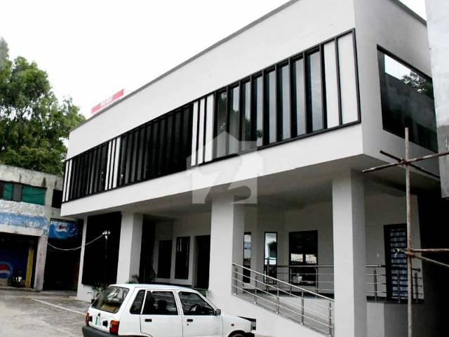 Building for rent in Islamabad