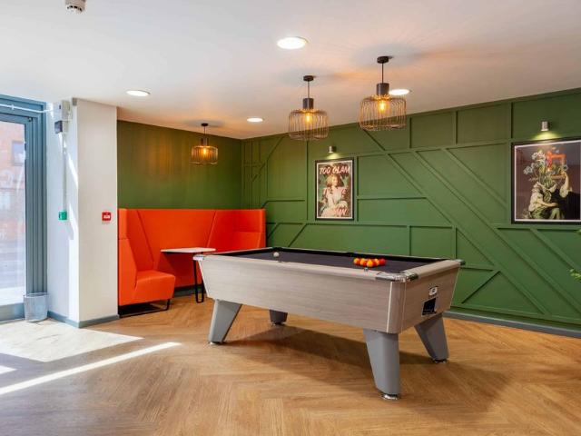 Room for rent in Reading, Isle Of Man