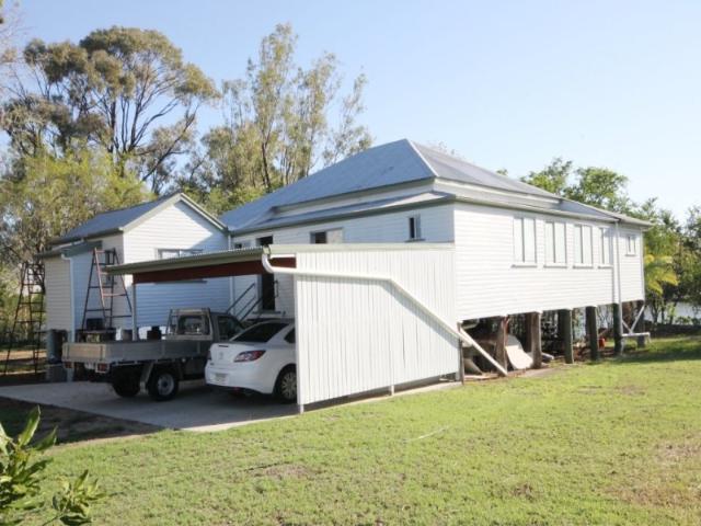 House for sale in Park Avenue