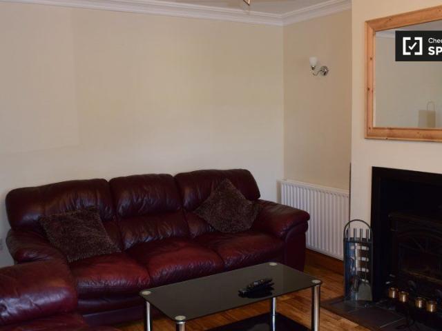 Room to rent in Clondalkin, North Tipperary