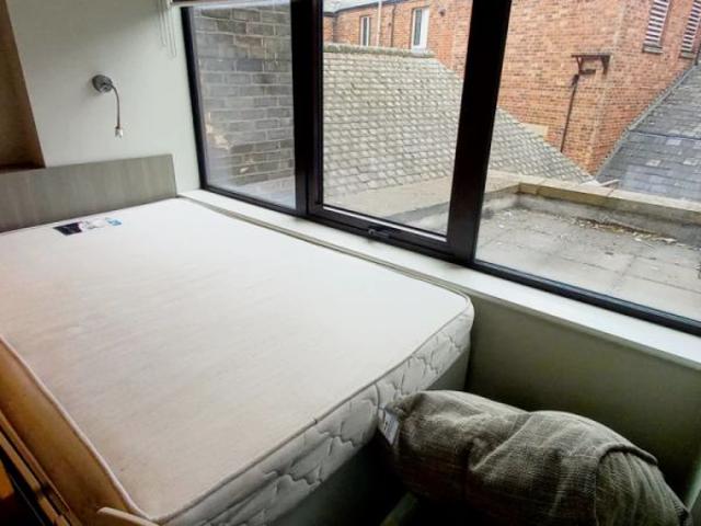 Studio for rent in St Ann's, Haddon