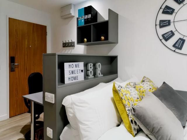 Studio for rent in Mount Pleasant, Nangreaves