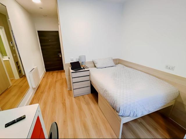 Studio for rent in Hampshire