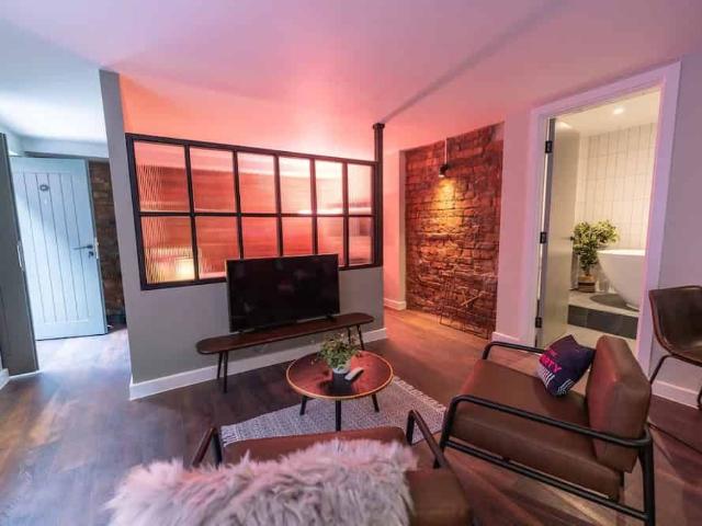 Studio for rent in City Centre, South Yorkshire