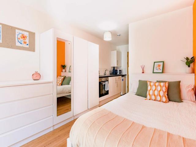 Studio for rent in Hyson Green, Haddon