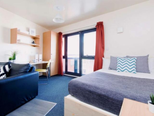 Studio for rent in City Centre, South Yorkshire