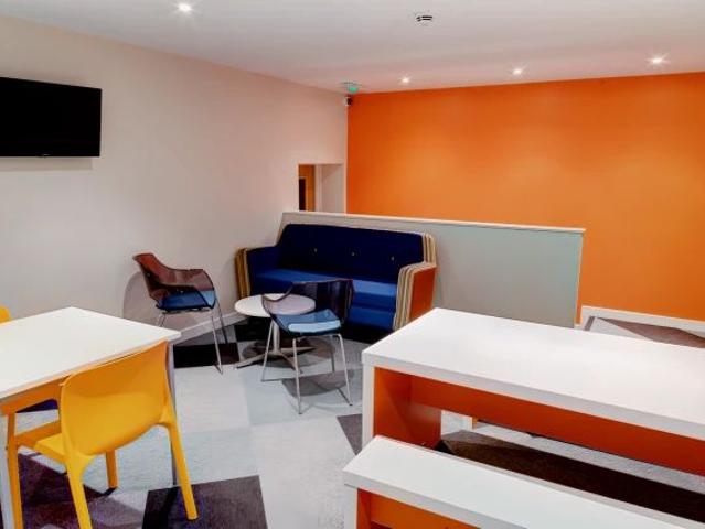 Studio for rent in St Ann's, Haddon