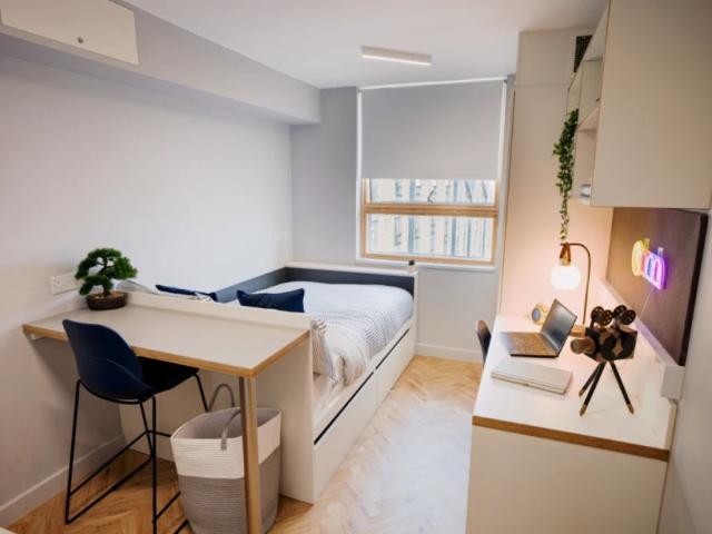 Studio for rent in Watergate, Devon