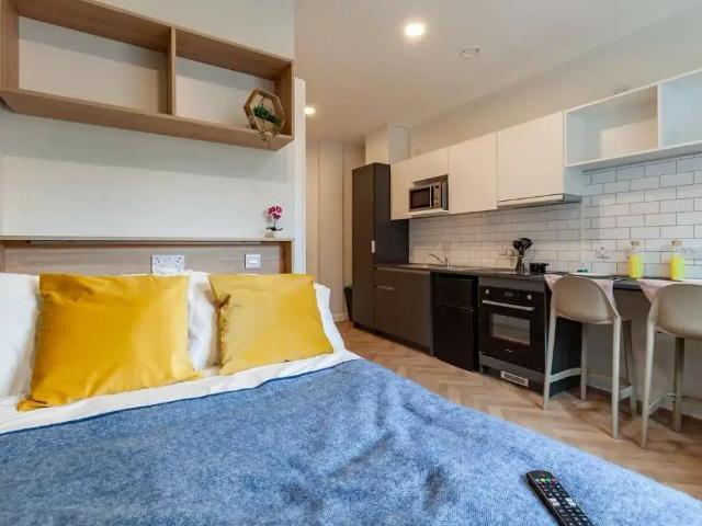 Studio for rent in New Catton, East Bank