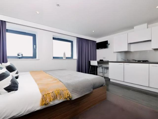 Studio for rent in Cowcaddens, Scotland