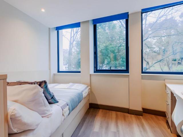 Studio for rent in West Cliff, Bournemouth