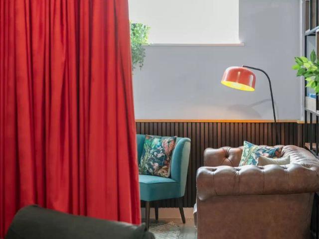 Studio for rent in West Yorkshire