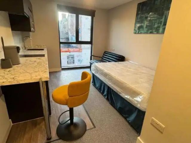 Studio for rent in All Saints, West Midlands