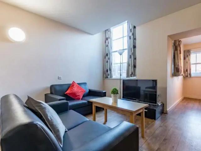 Studio for rent in Park Village, West Midlands