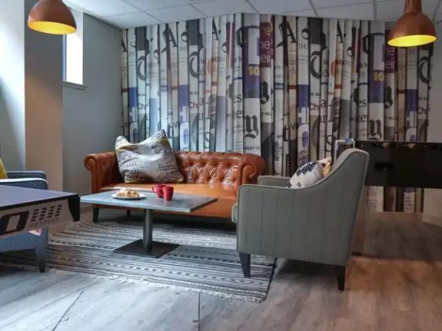 Studio for rent in Haddon, East Midlands