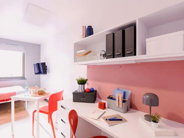 Studio for rent in City Centre, South Yorkshire