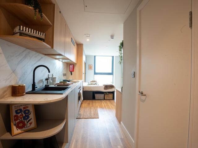 Room for rent in Brent Cross, Greater London