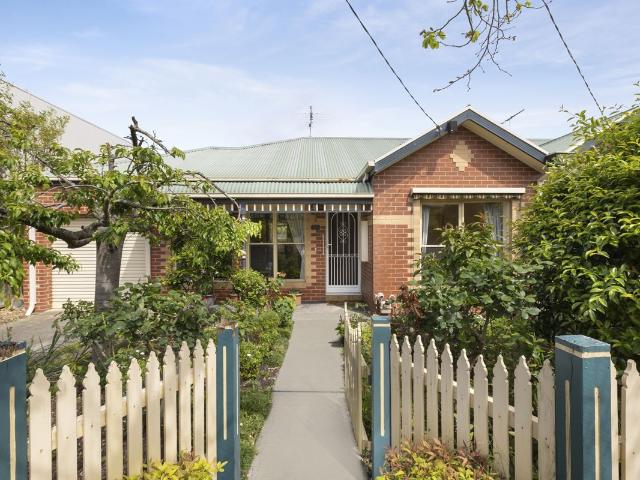 Villa for sale in Camerons Creek, Victoria
