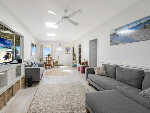 House for rent in Blue Bay, New South Wales