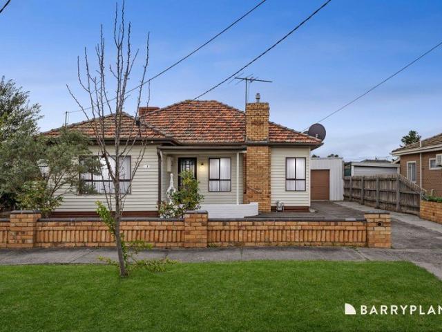 House for sale in Sunshine West, Melbourne