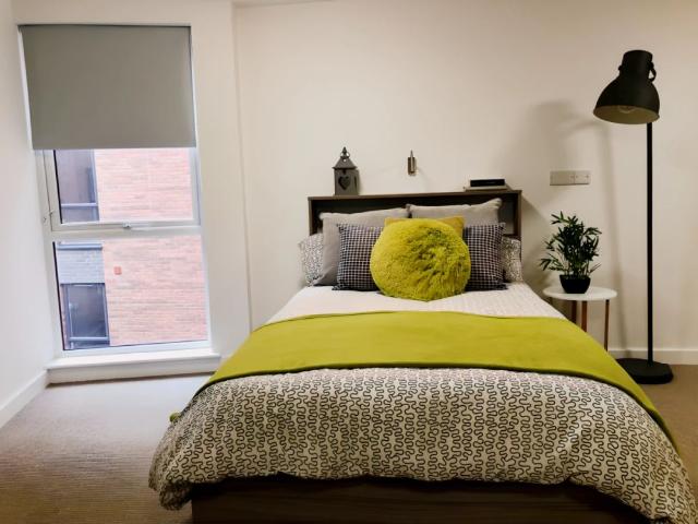 Studio for rent in Stoke, Stoke-on-Trent