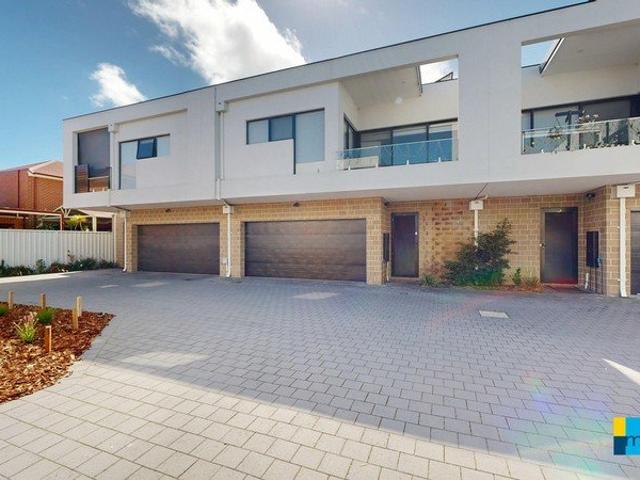 Villa for sale in Cloverdale, Western Australia