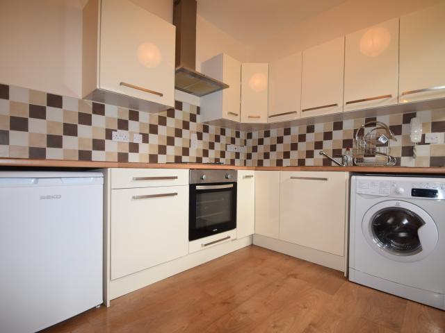 Apartment for rent in Plasnewydd, Falcon Lodge