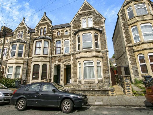 Apartment for rent in Plasnewydd, Falcon Lodge