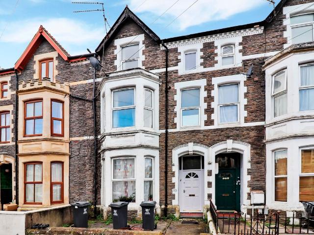 Apartment for rent in Plasnewydd, Falcon Lodge