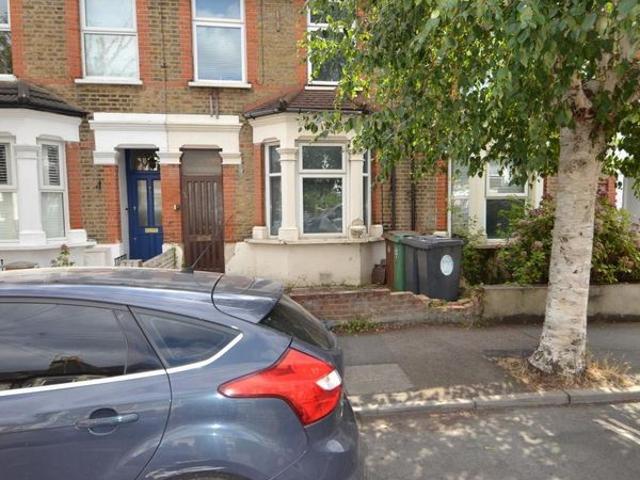 Apartment for rent in Leyton, Greater London