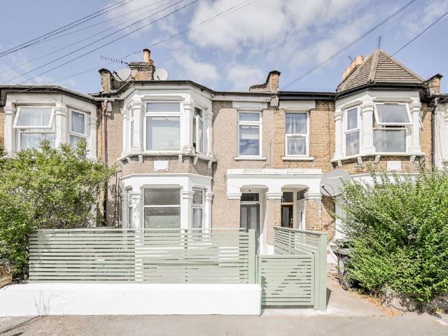Apartment for rent in Leyton, Greater London