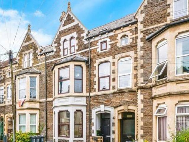 House for sale in London, Greater London