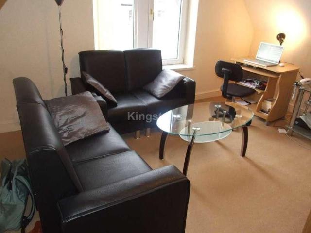 Apartment for rent in Plasnewydd, Falcon Lodge