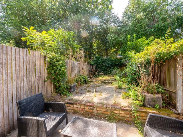 House for rent in Southfields, Greater London