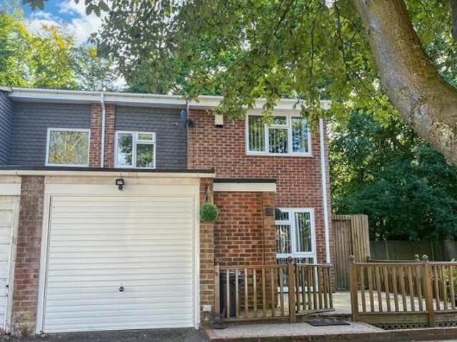 House for sale in Brompton, Gillingham