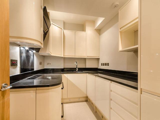 Apartment for rent in Tachbrook Estate, Greater London