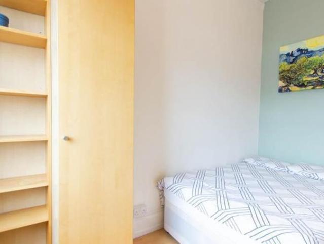 Apartment for rent in Westminster, Victoria