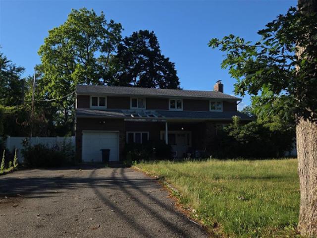 House for sale in Huntington, New York