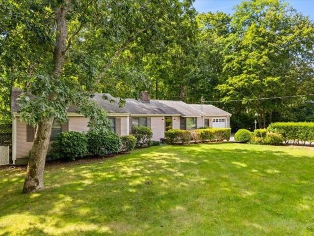 House for sale in Bourne, Barnstable County