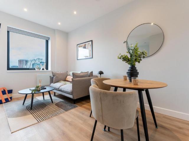 Apartment for rent in Salford Quays, Salford
