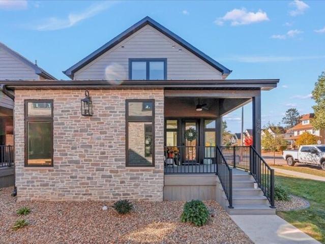 Condo for sale in Cedar Falls