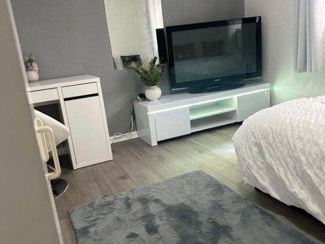 Room for rent in Vange, Essex