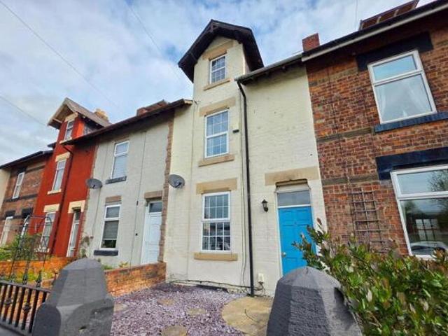 House for sale in Barugh Green, South Yorkshire