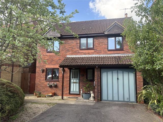 House for rent in Yate Rocks, Yate