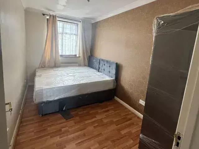 House for rent in Clayhall, Greater London