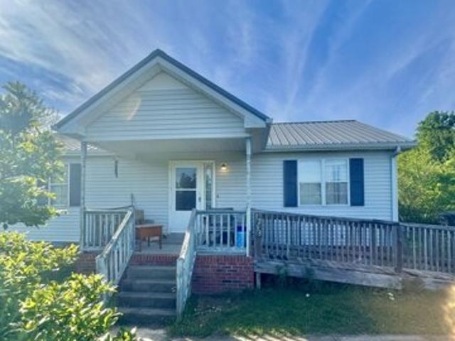 House for sale in White Bluff House for sale in White Bluff