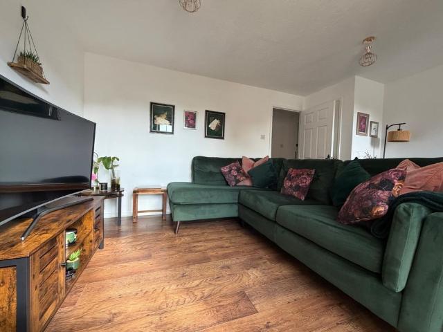 Apartment for rent in Cardiff International Sports Village, Falcon Lodge