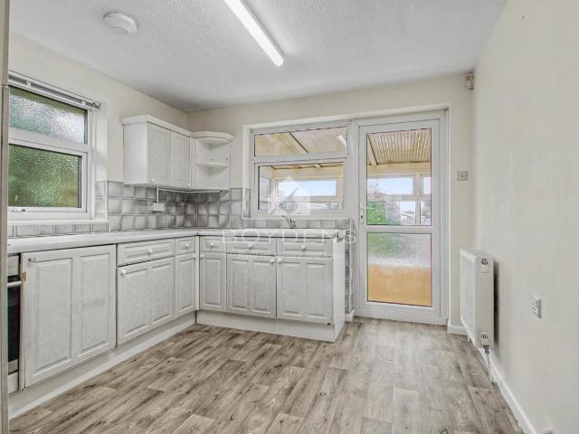 House for rent in Frinton and Walton, Dale Hill
