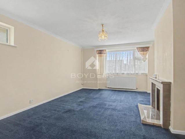 House for rent in Frinton and Walton, Dale Hill
